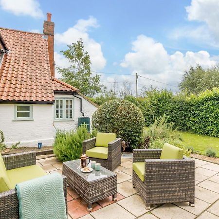 Wisteria Cottage Snape  Exterior foto